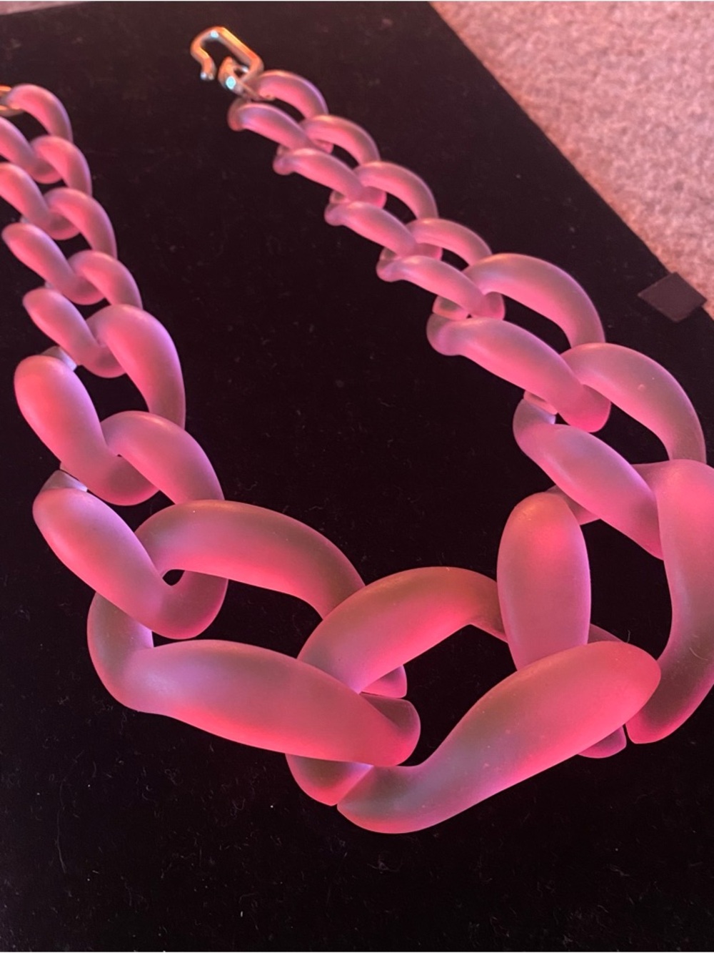 Pink Chunky Chain Acrylic Necklace.